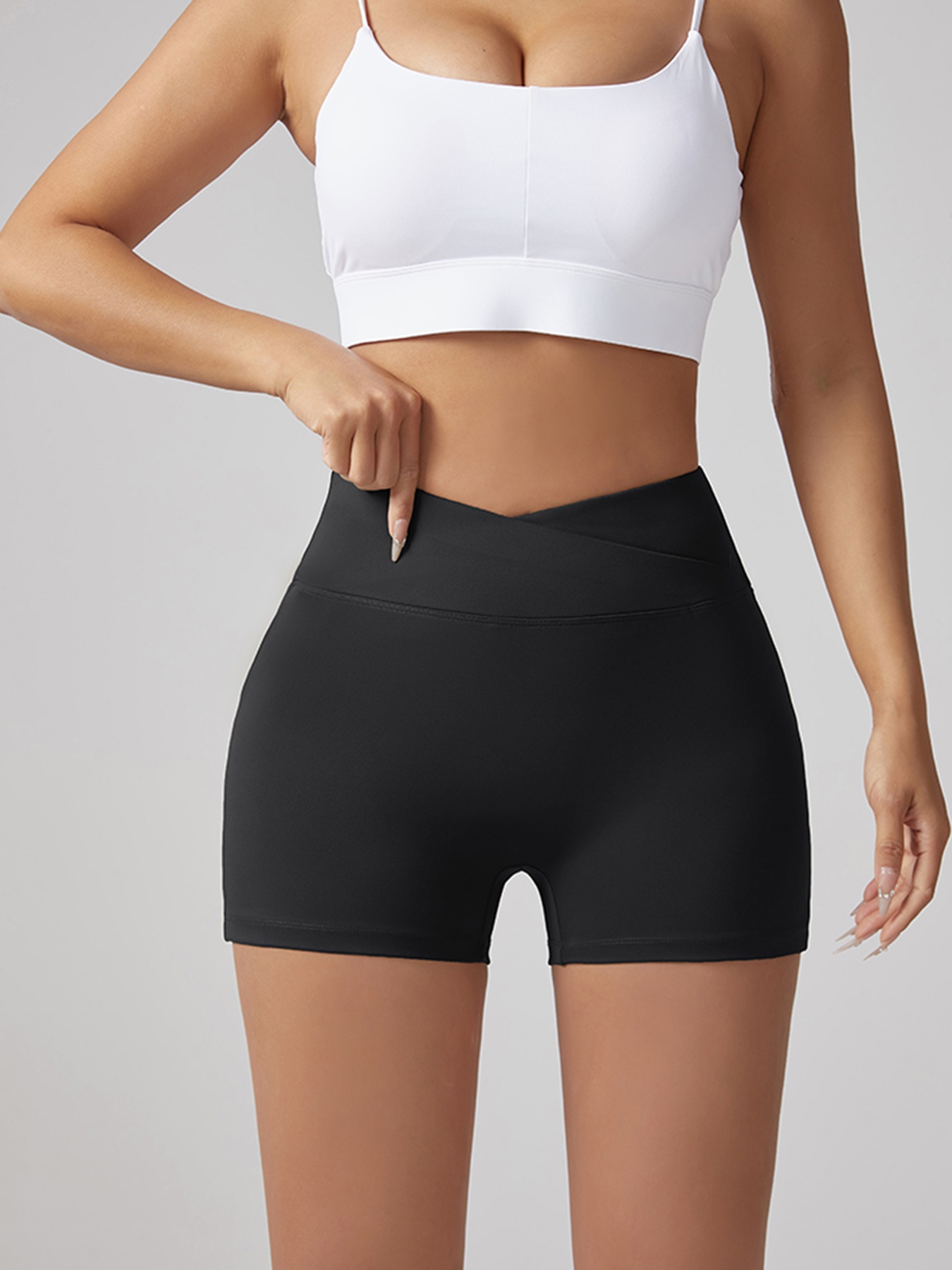88f8acd3-0af8-4c22-8eee-be7497600f80.jpg V-waist Stretch Yoga Workwear, Pocket Button Tight Pants, Women's Peach Hip Running And Fitness Shorts - Image 1